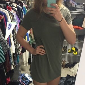 OLIVE T-SHIRT DRESS